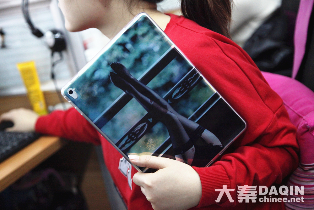 cusotm iPad case